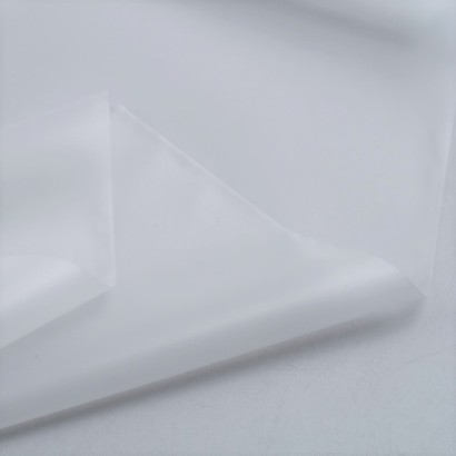 Tela de impermeable transparente revés