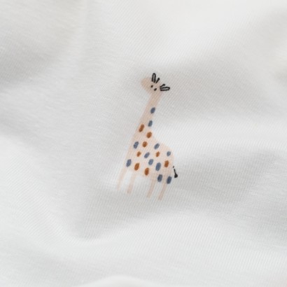 Tela de punto camiseta jirafa detalle