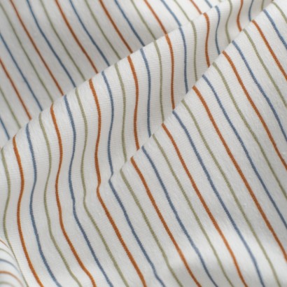 Tela de punto camiseta rayas detalle
