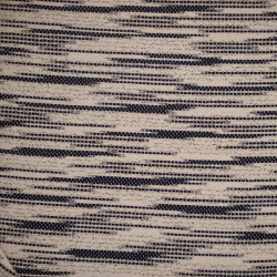 Tela de algodón blanco con hilo azul