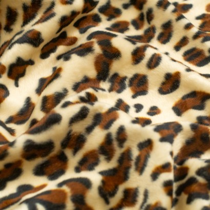 Tela de pelo leopardo arrugada