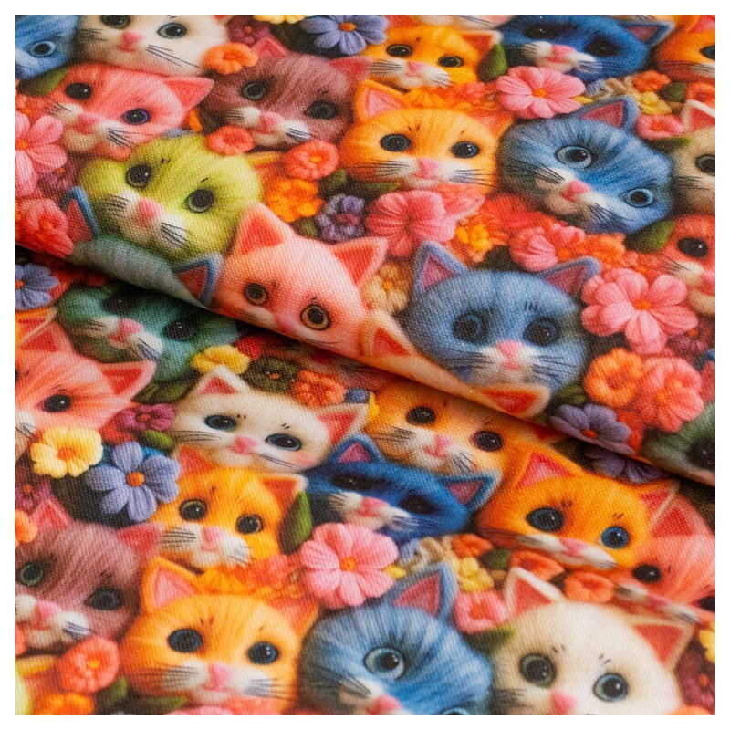 Tela de algodón gatitos entre flores lomo