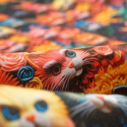 Tela de algodón caritas de gatos detalle
