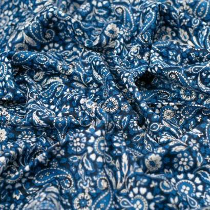 Tela de cachemir y flores textura
