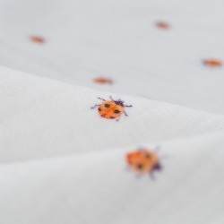 Tela de muselinas mariquitas detalle