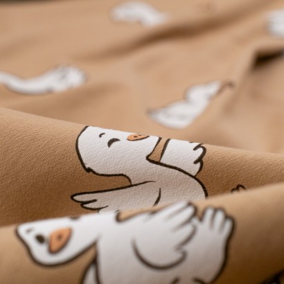 Tela de punto sudadera patos detalle