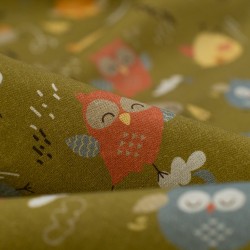 Tela de algodón con buhos detalle