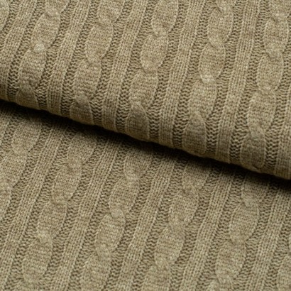 Tela de punto ochos trenzados lomo verde oliva