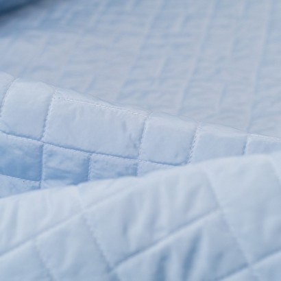 Tela de acolchado rectangulos exterior detalle azul celeste