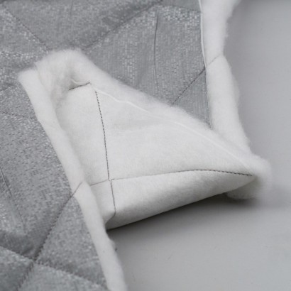 Tela de impermeable acolchado rombo revés