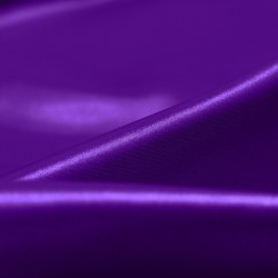 Tela de raso poliester detalle morado