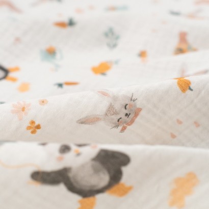 Tela de muselina animales del bosque detalle