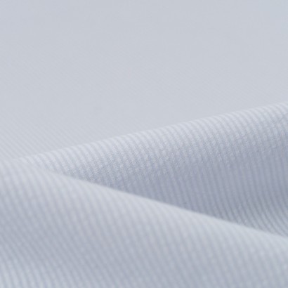 Tela de Seersuker mil rayas azul celeste detalle