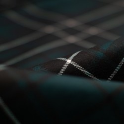 Tela de gabardina doble cara detalle
