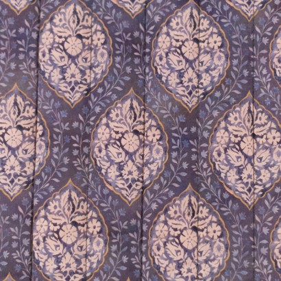 Tela acolchada reversible pajaros lisa azul añil