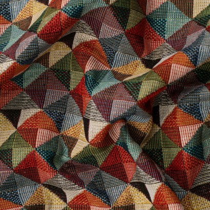 Tela de tapiceria Gobelino triangulos de colores arrugada